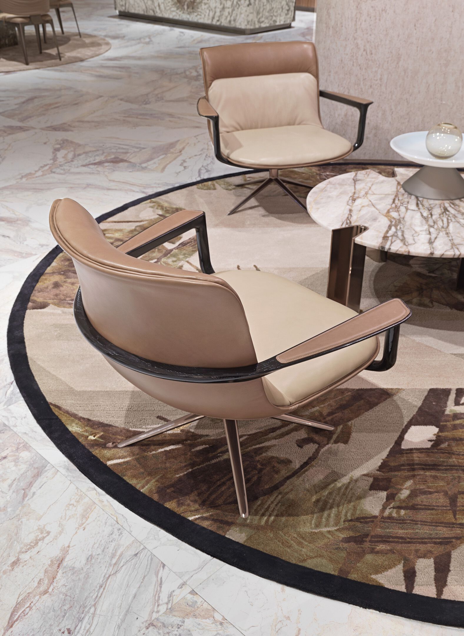 Кожаное кресло с подлокотниками Visionnaire Nomad ARCH-00147235 - Вид №2