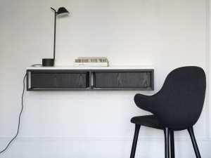 Подвесная прямоугольная консоль с ящиками