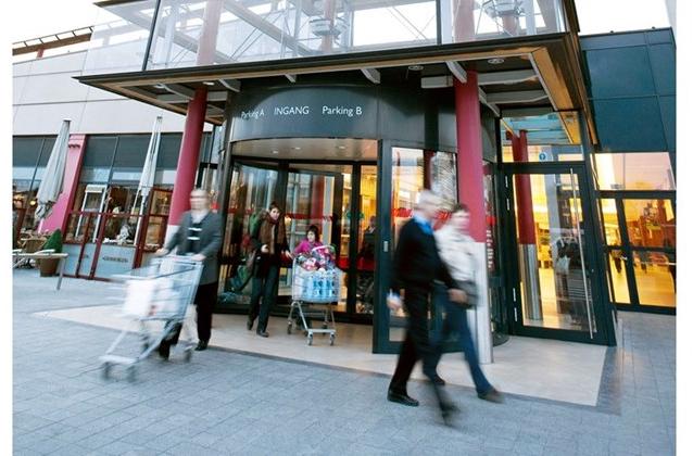 ASSA ABLOY Автоматические карусельные двери с двумя секторами Porte automatiche girevoli sun-id-1391692 - Вид №5