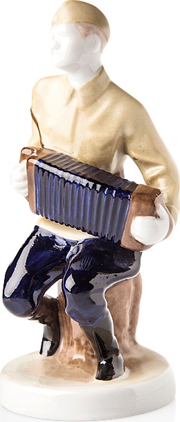 10617355 Мануфактуры Гарднеръ в Вербилках Скульптура "Василий Тёркин" Фарфор, Керамика 