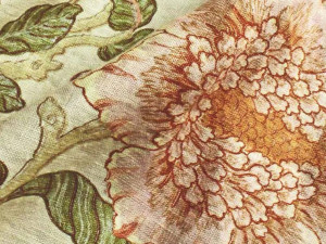 Обивочная ткань с цветочным рисунком