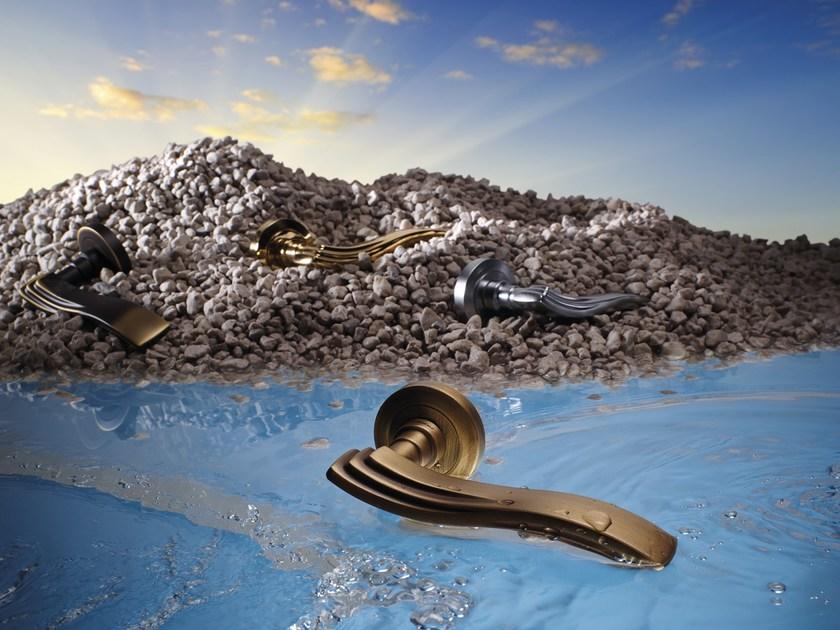 LINEA CALI' Классическая латунная ручка на розетке с замком Marina sun-id-1489299 - Вид №1