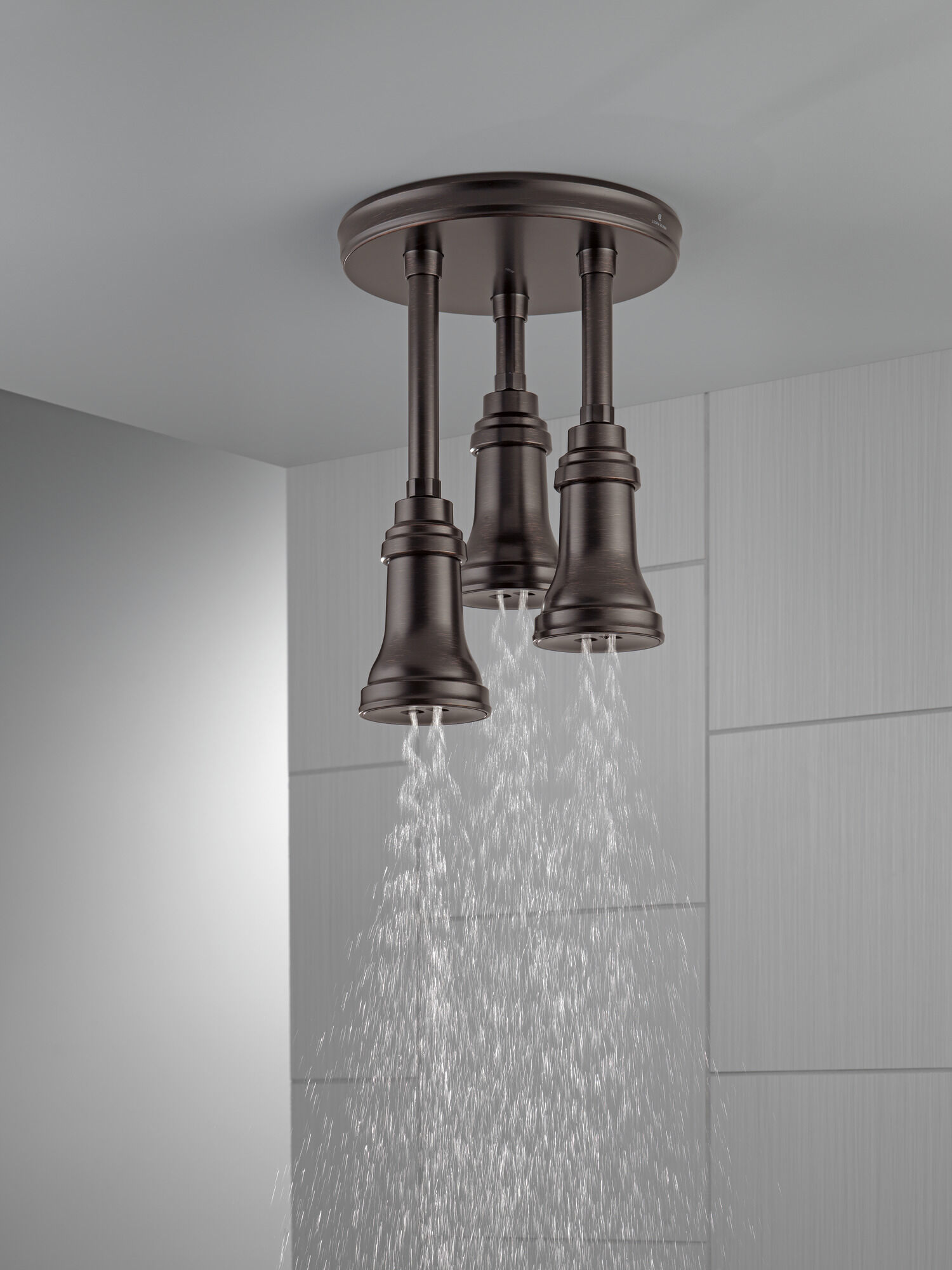 57190-RB H2Okinetic® Подвесная душевая лейка Raincan Delta Faucet Universal Showering Венецианская бронза  - Вид №3