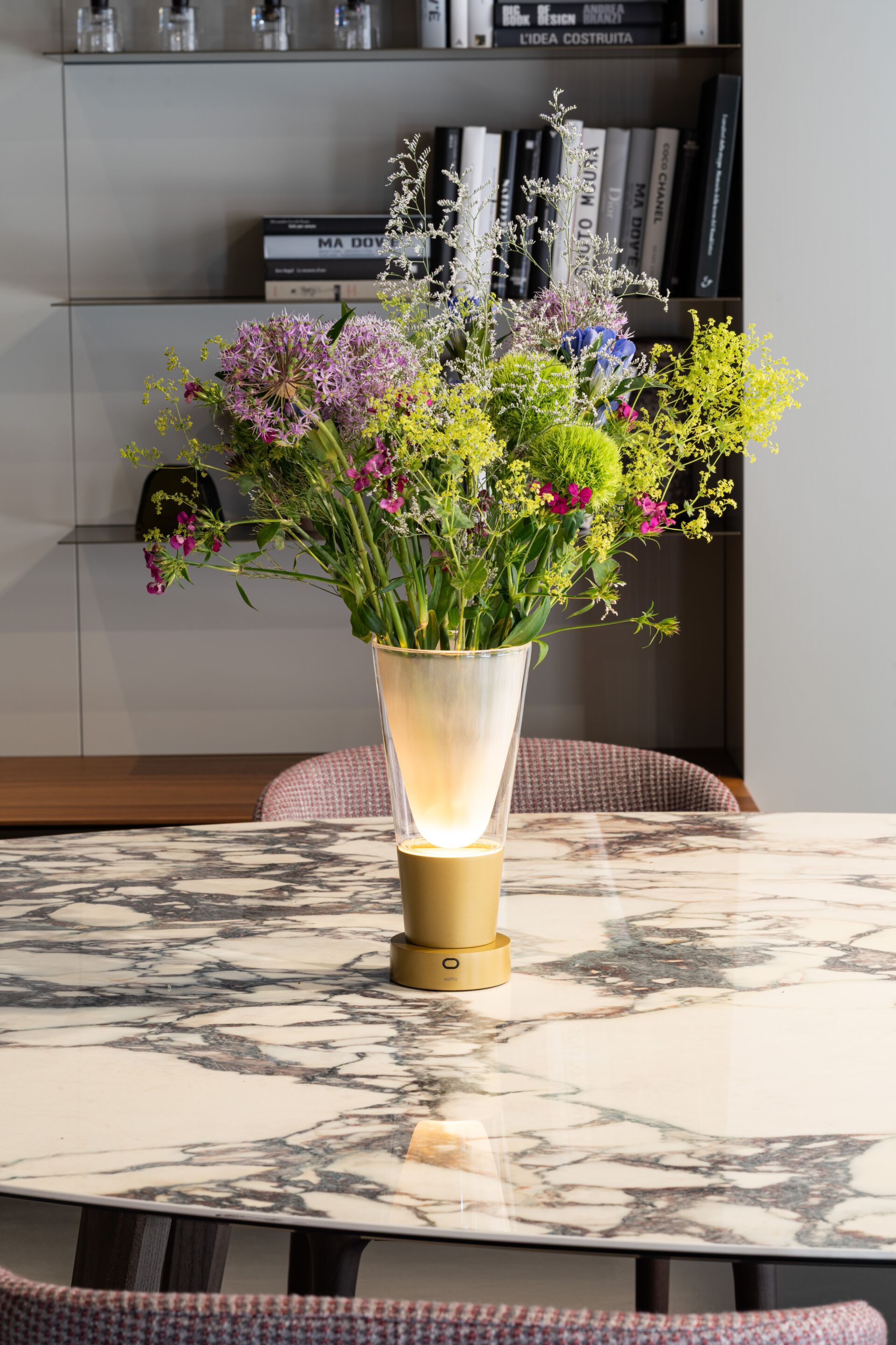 Алюминиевая аккумуляторная настольная лампа Zafferano Puff ARCH-00050766