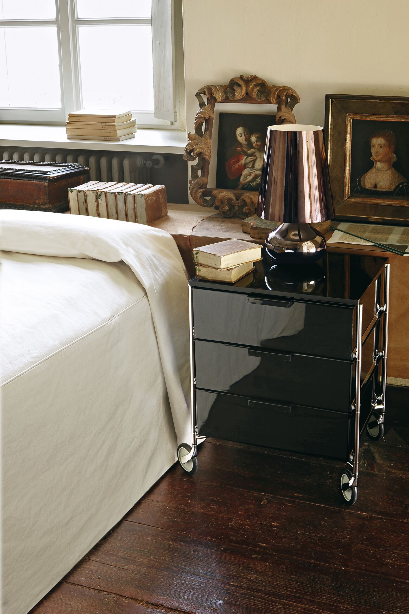 Светодиодная настольная лампа из поликарбоната Kartell CINDY ARCH-00071222 - Вид №4