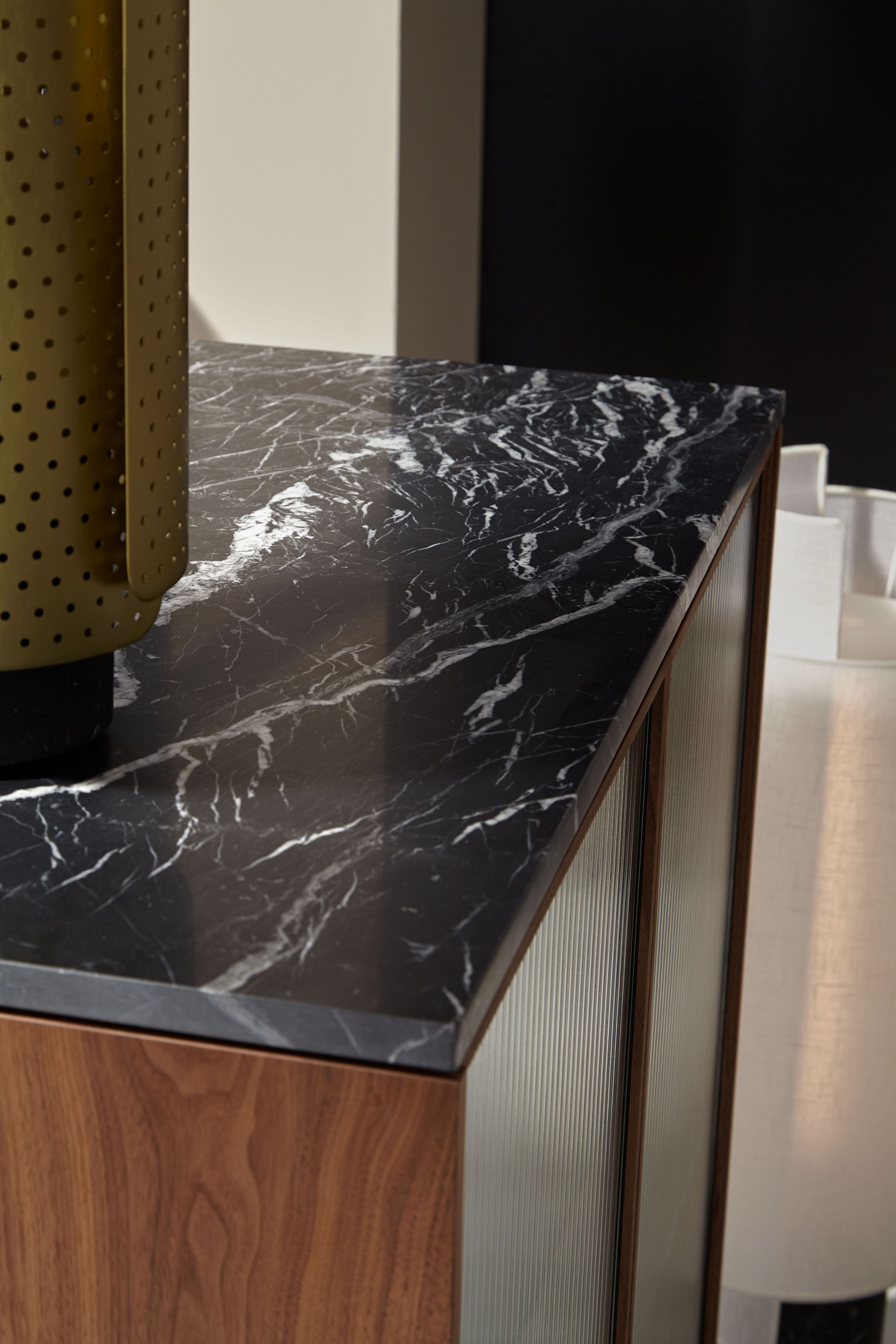 Деревянный и стеклянный шкаф с распашными дверцами Punt ARCH-00150238 - Вид №10