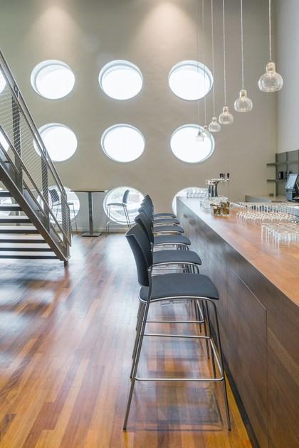 Casala Высокий табурет с подставкой для ног Cobra barstool 1278/06 - Вид №4