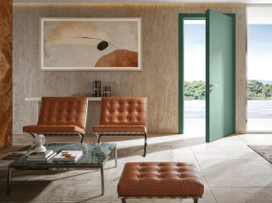 Бронированная входная дверь копланарна к комендантам