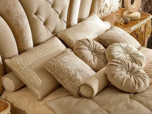 A.R. Arredamenti Подушка из ткани Harmony