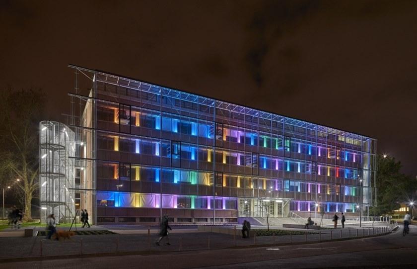 iGuzzini Линейный световой профиль из алюминия и стекла с системой RGB Linealuce sun-id-1346721 - Вид №6