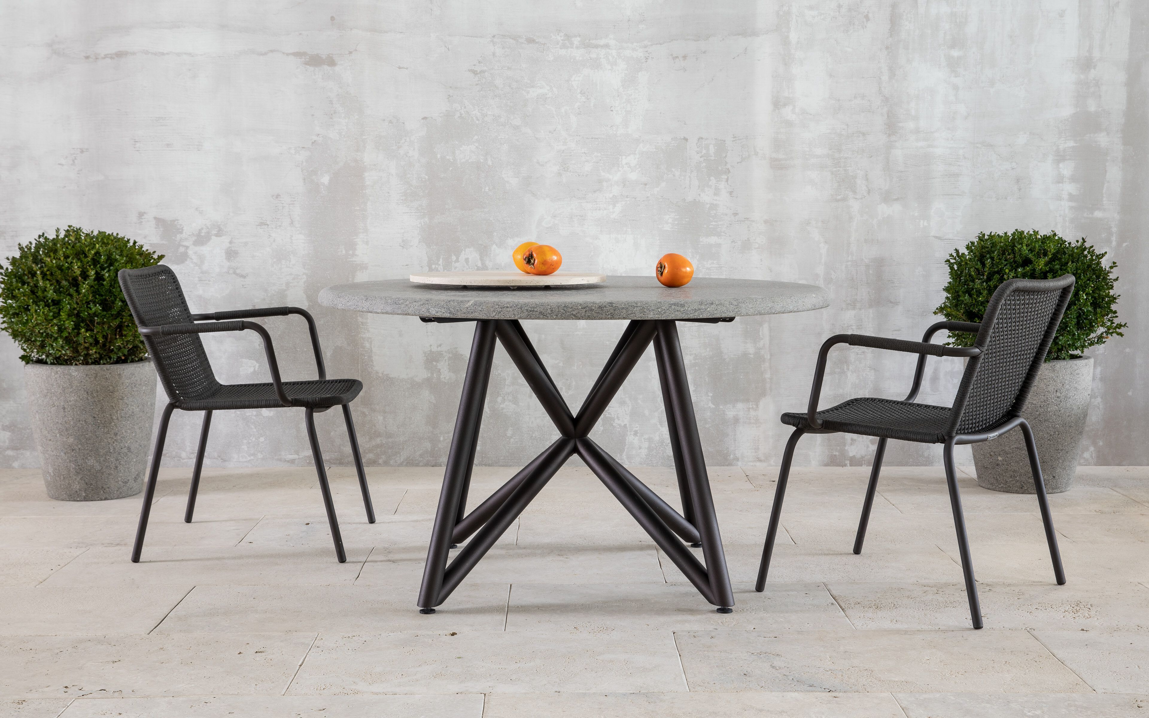 Круглый стол для сада в пеперино VELTHA® Uni ARCH-00066981 - Вид №1