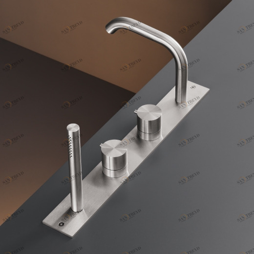 колесный диск установлен термостатический смеситель набор с носиком H. 130 мм </span>, 2 ходовой переключающий и цилиндрическая ручной душ диаметром 18 м т  MIL28 CEADESIGN 