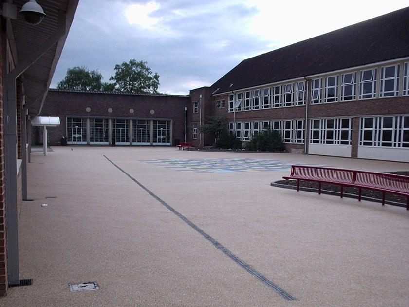 SureSet Напольные покрытия из смолы с непрерывным дренажом sun-id-1426981 - Вид №9