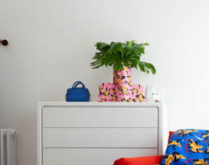 072143 Ваза L Banana Guys SANCAL FLOWER POWER