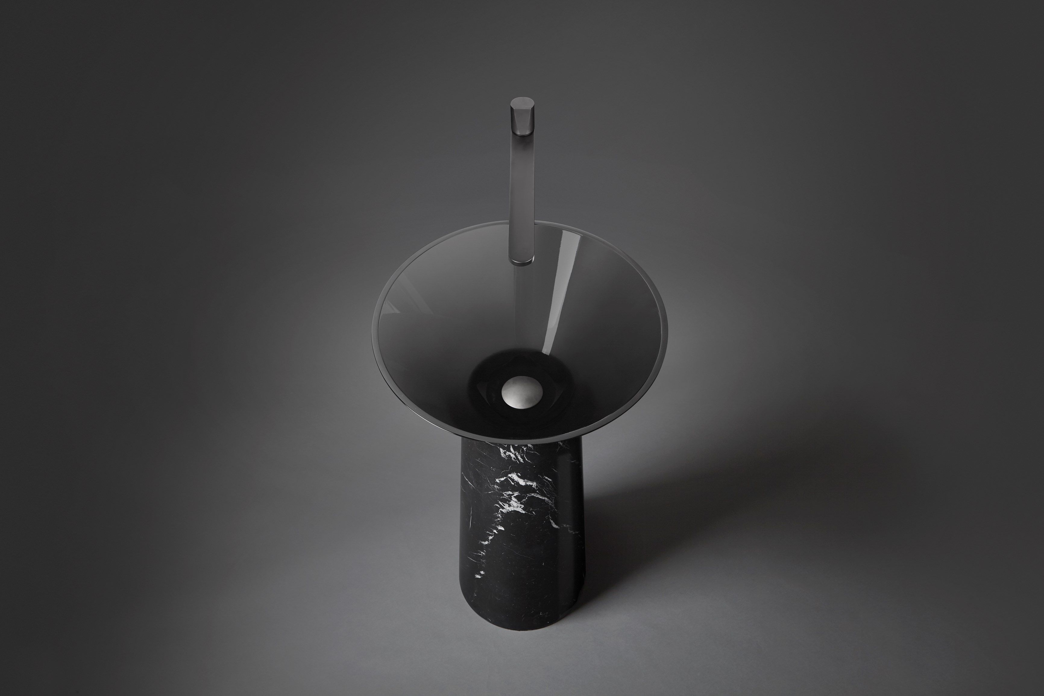 Круглый отдельно стоящий умывальник из черного мрамора Marquina Antoniolupi ALBUME11 + ALBUME21 ARCH-00148772 - Вид №10