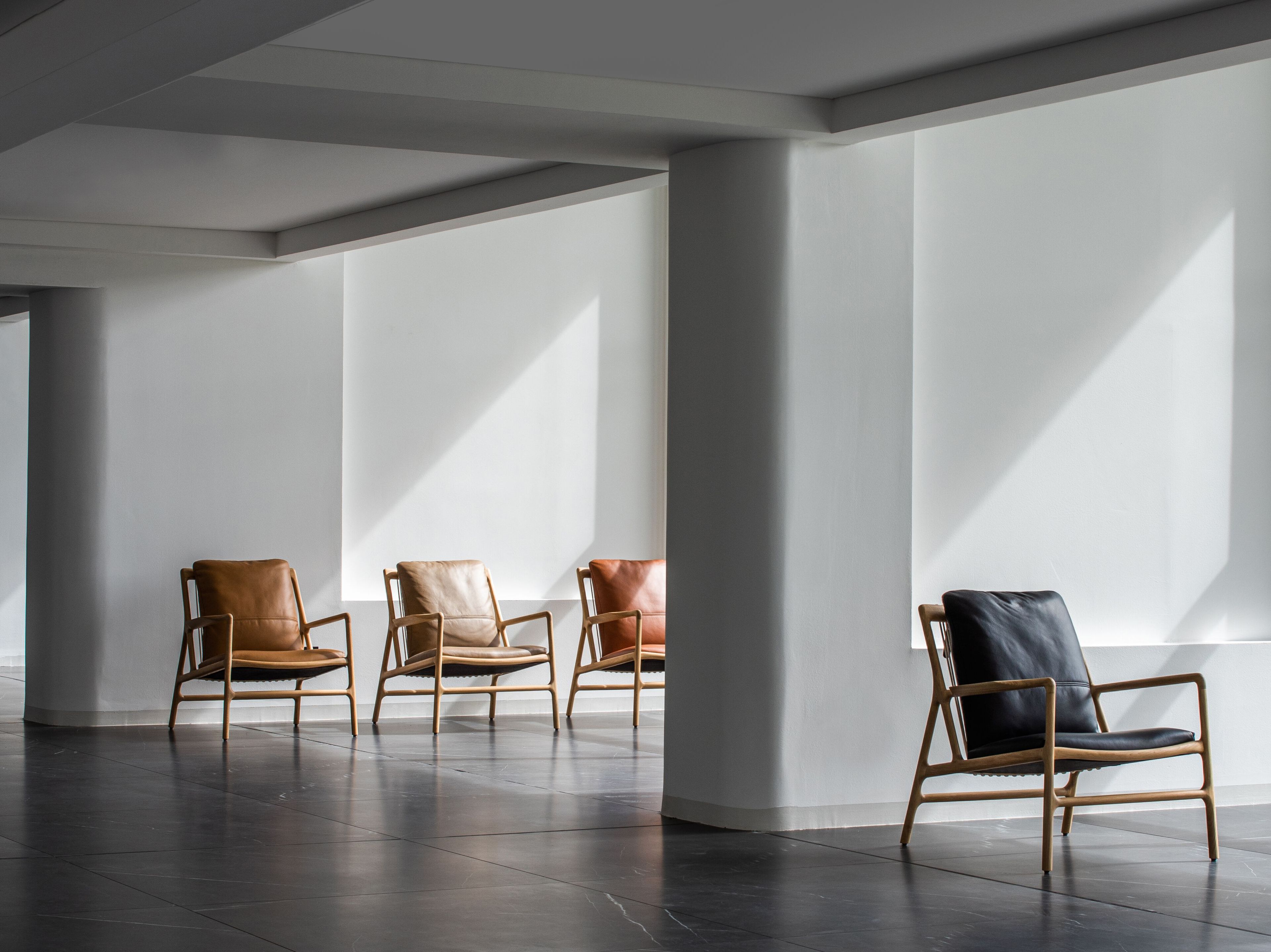 Дубовое кресло с кожаной подушкой Gazzda Dedo ARCH-00089715 - Вид №13