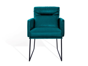 Мягкое кресло с подлокотниками