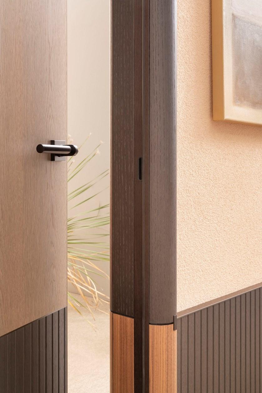 Lualdi Распашная деревянная дверь со скрытыми петлями Home Santreyd sun-id-1446117 - Вид №4