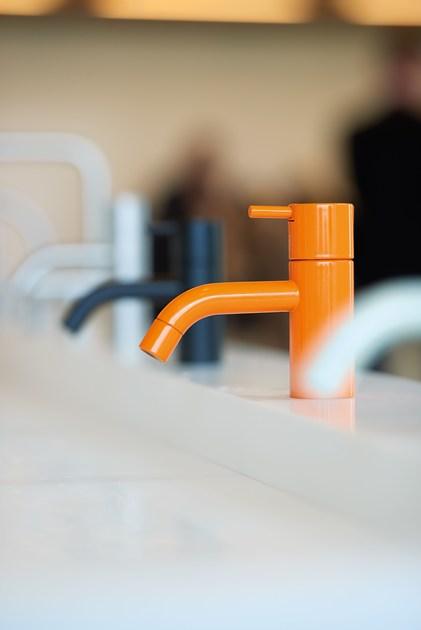 VOLA Смеситель для кухни на столешницу с аэратором на одно отверстие sun-id-1516617 - Вид №1