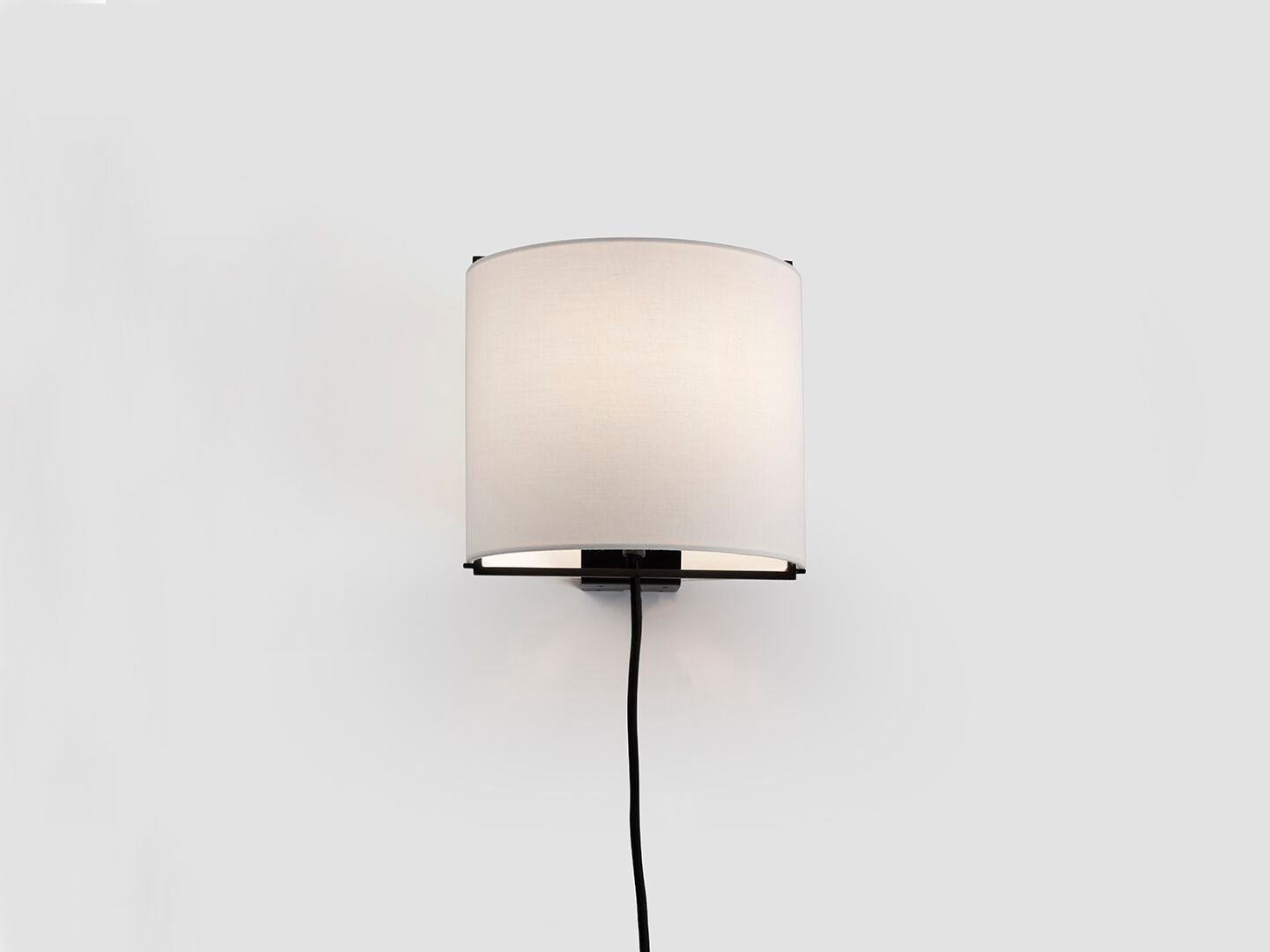 Железный светодиодный настенный светильник luxcambra Lewit ARCH-00092167 - Вид №1
