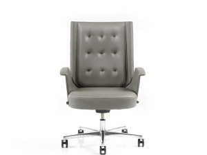 Кожаное офисное кресло