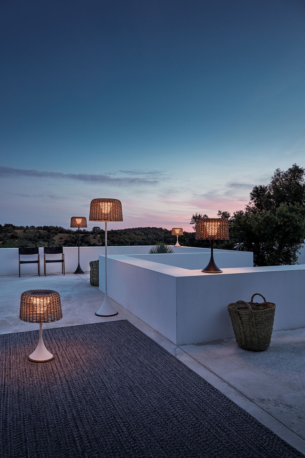 Алюминиевый и плетеный напольный напольный светильник Gloster MESH ARCH-00075058 - Вид №7