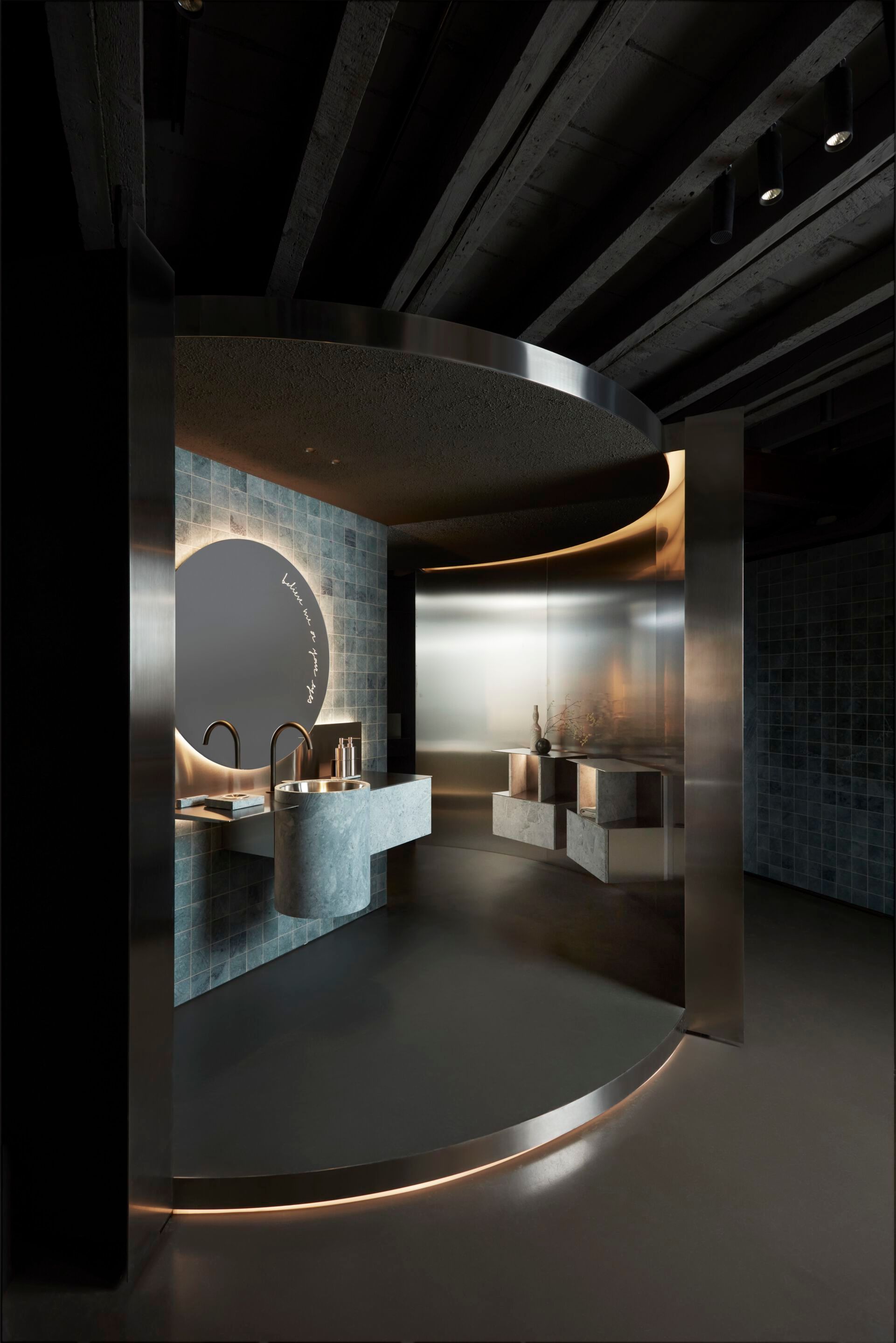 Круглый мраморный подвесной умывальник Salvatori The Small Hours ARCH-00128427 - Вид №4