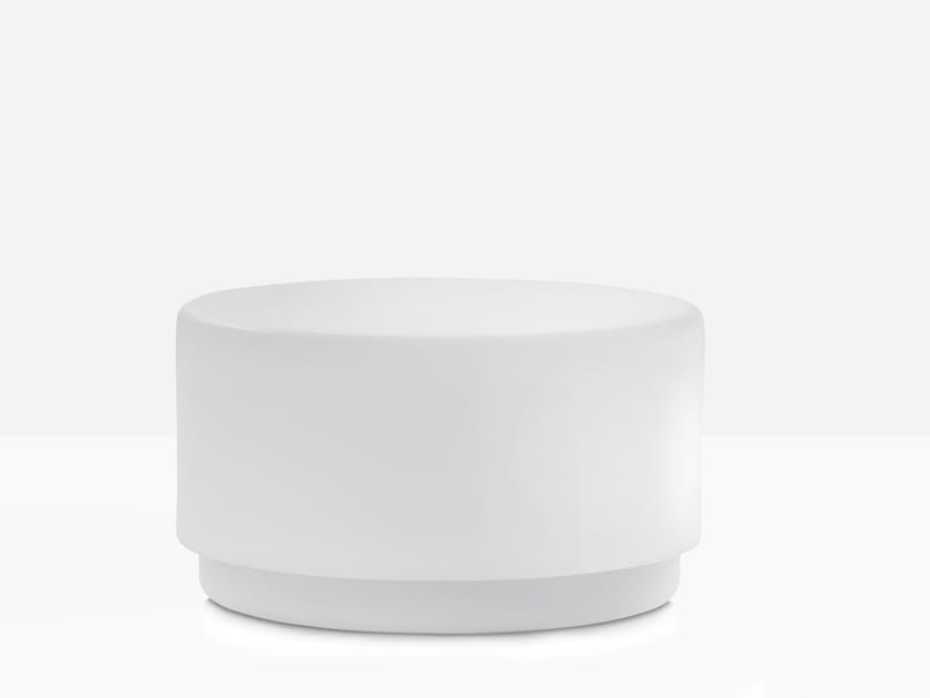 Низкий светящийся садовый стул из полиэтилена без спинки Pedrali Wow ARCH-00113192