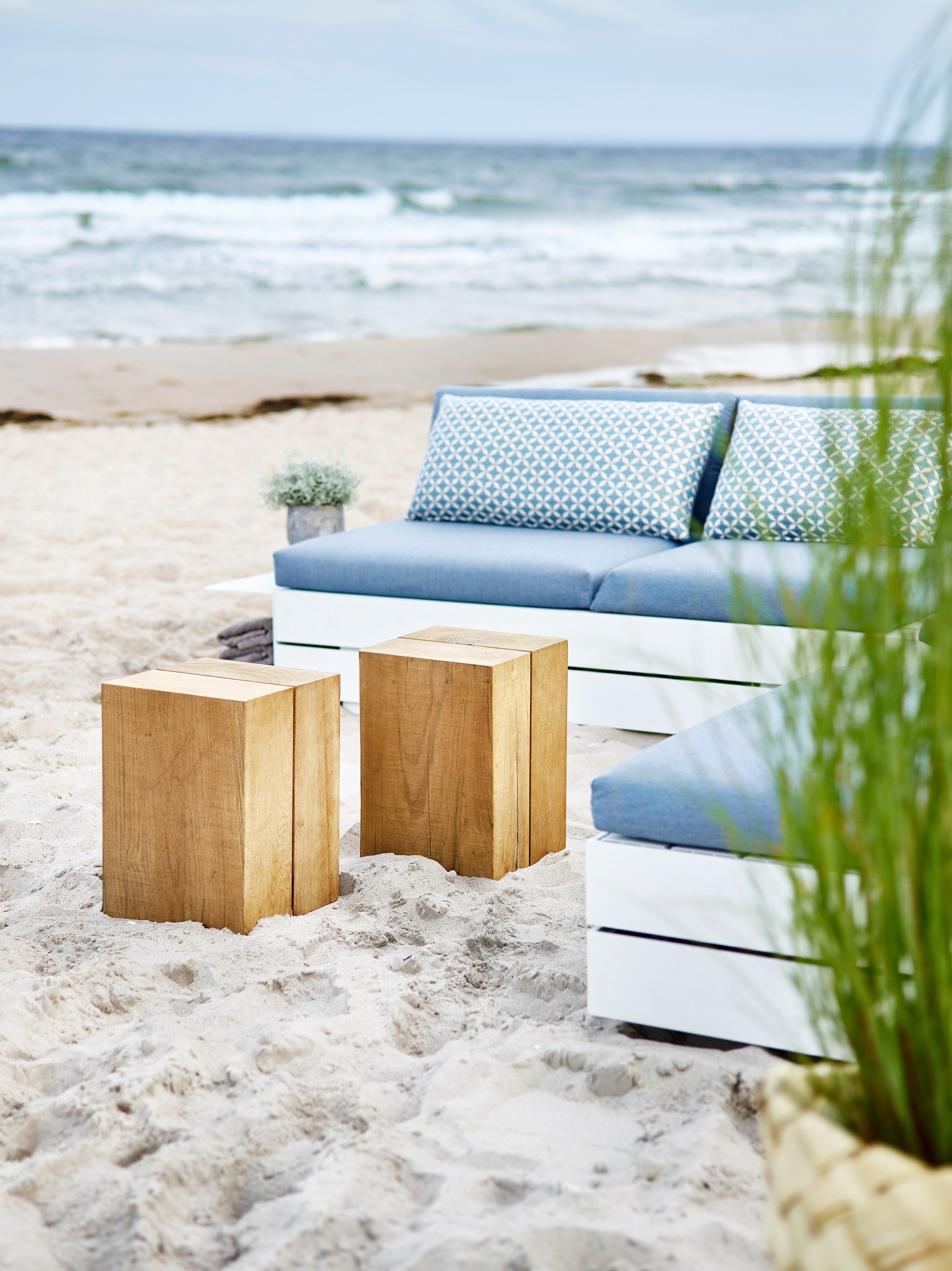 Стул / журнальный столик из тикового дерева solpuri Blocc ARCH-00028803 - Вид №3