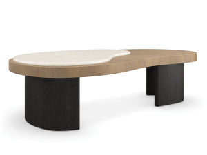 Низкий журнальный столик из дуба