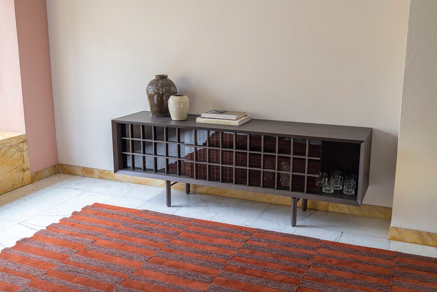 Шкаф из дерева и стекла с раздвижными дверями Potocco Sen ARCH-00034821 - Вид №1