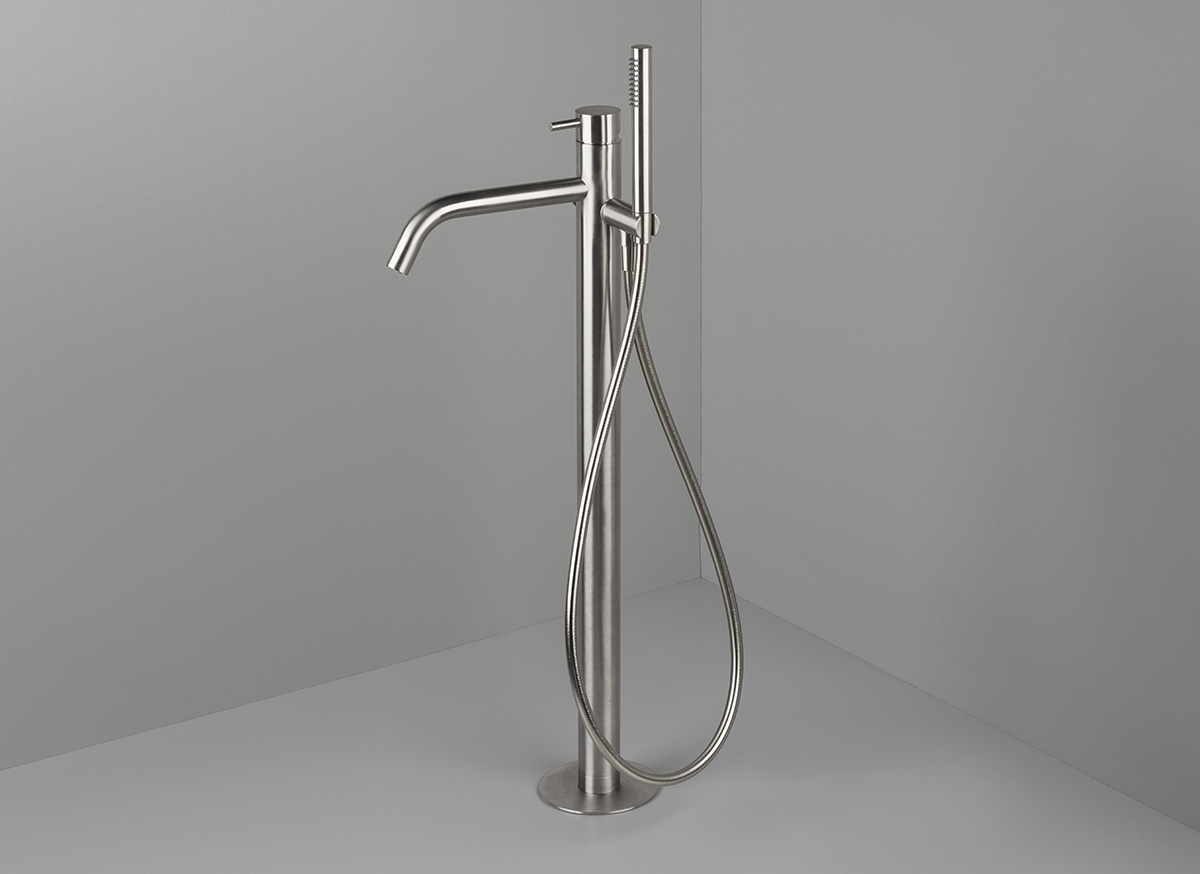 COCOON MONO 40 - смеситель для ванны отдельно стоящий 596