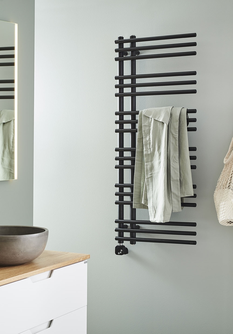 330105 Сушилка Для Полотенец Arc Black 500X1200 Black Noro  Черный  - Вид №1