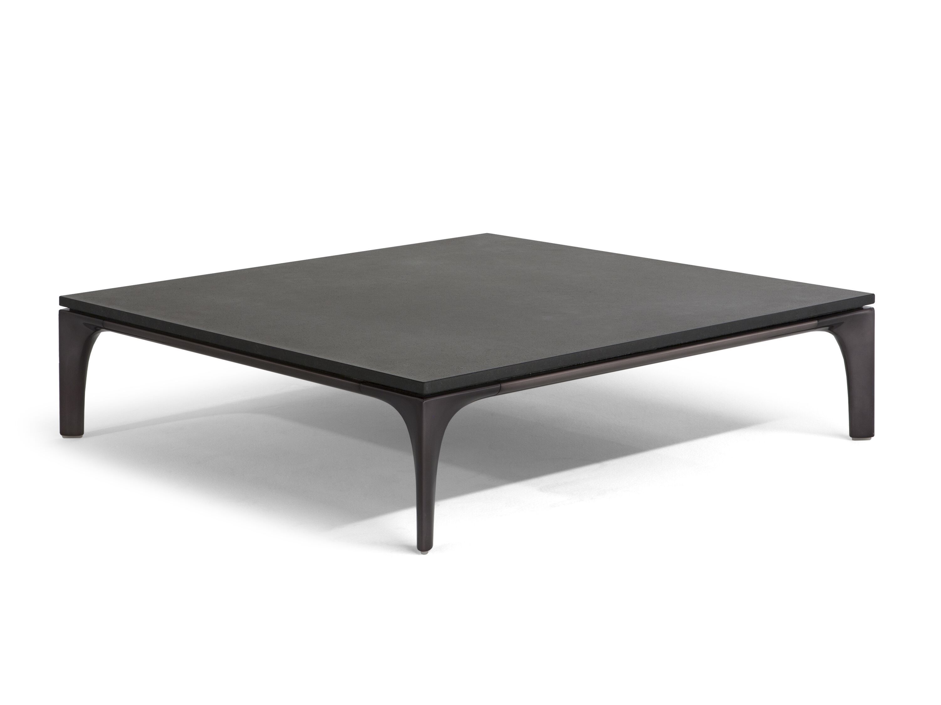 Низкий квадратный журнальный столик с гранитной столешницей Natuzzi Italia Skyline ARCH-00112647