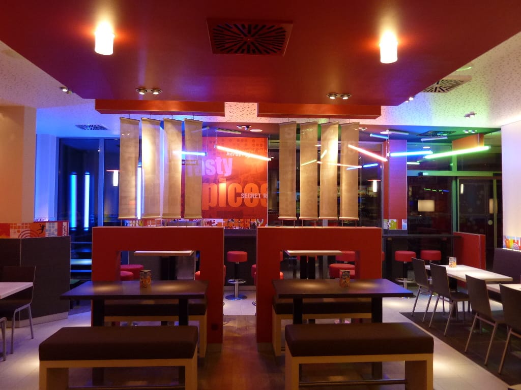 Светодиодный потолочный светильник из поликарбоната iGuzzini iSign ARCH-00138940 - Вид №4