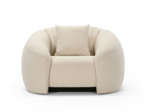 Тканевое кресло с подлокотниками