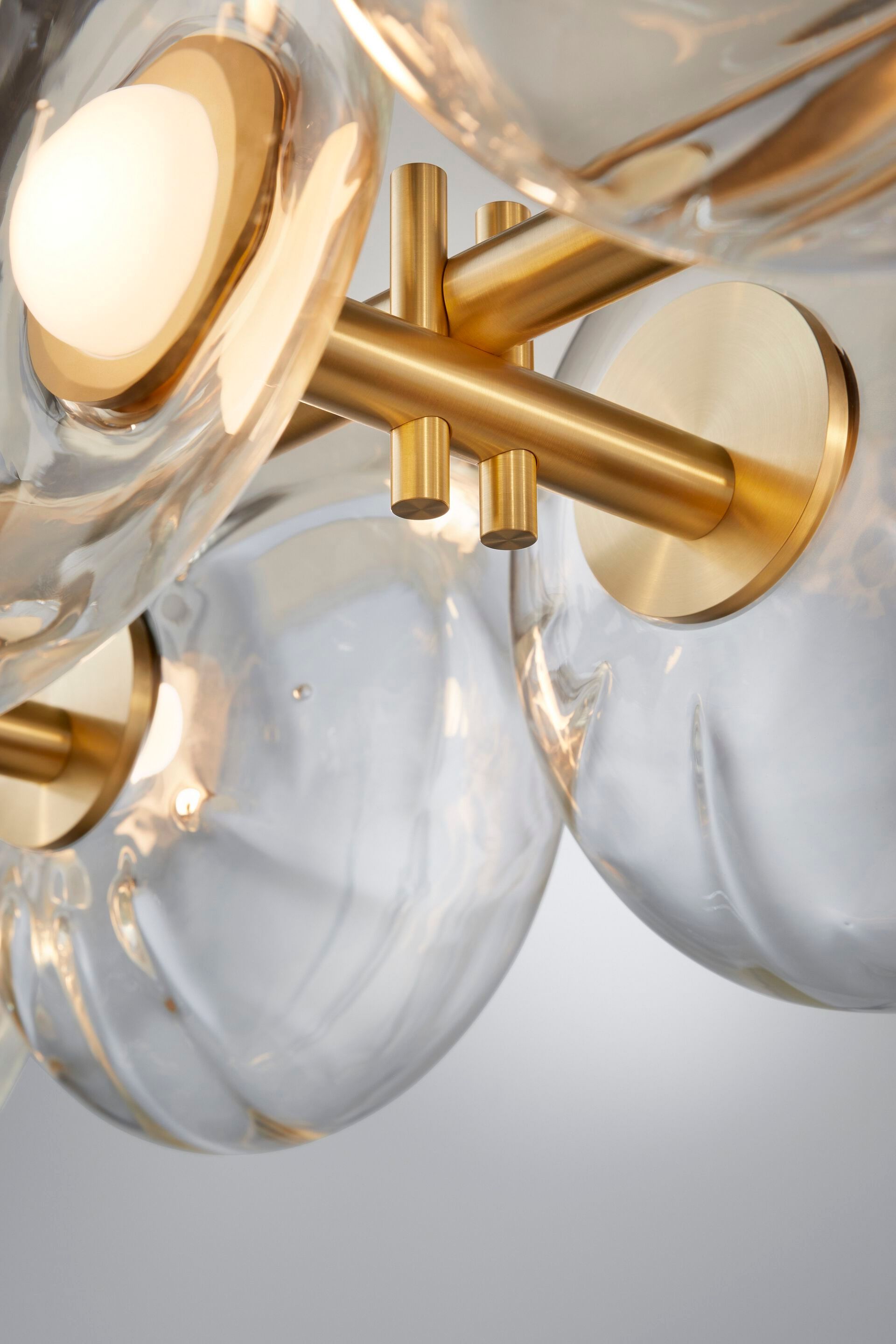 Стеклянный светодиодный подвесной светильник Ross Gardam Aeris ARCH-00119017 - Вид №12