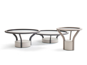 Круглый деревянный и стеклянный журнальный столик