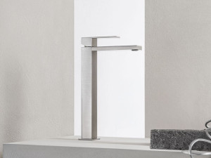 Смеситель для раковины с автоматическим сливом