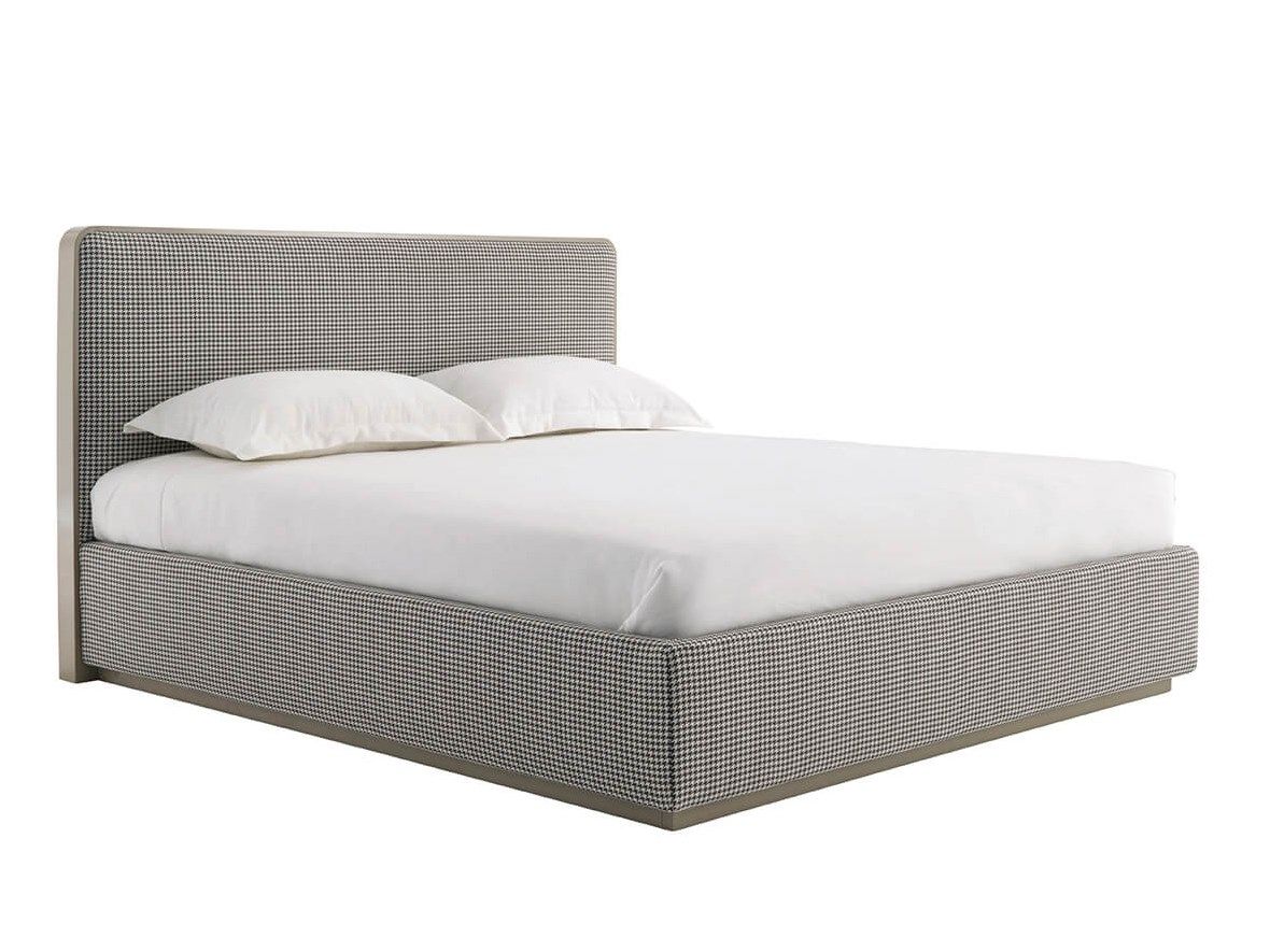 Двуспальная кровать с высоким изголовьем HC28 maison ARCH-00040432