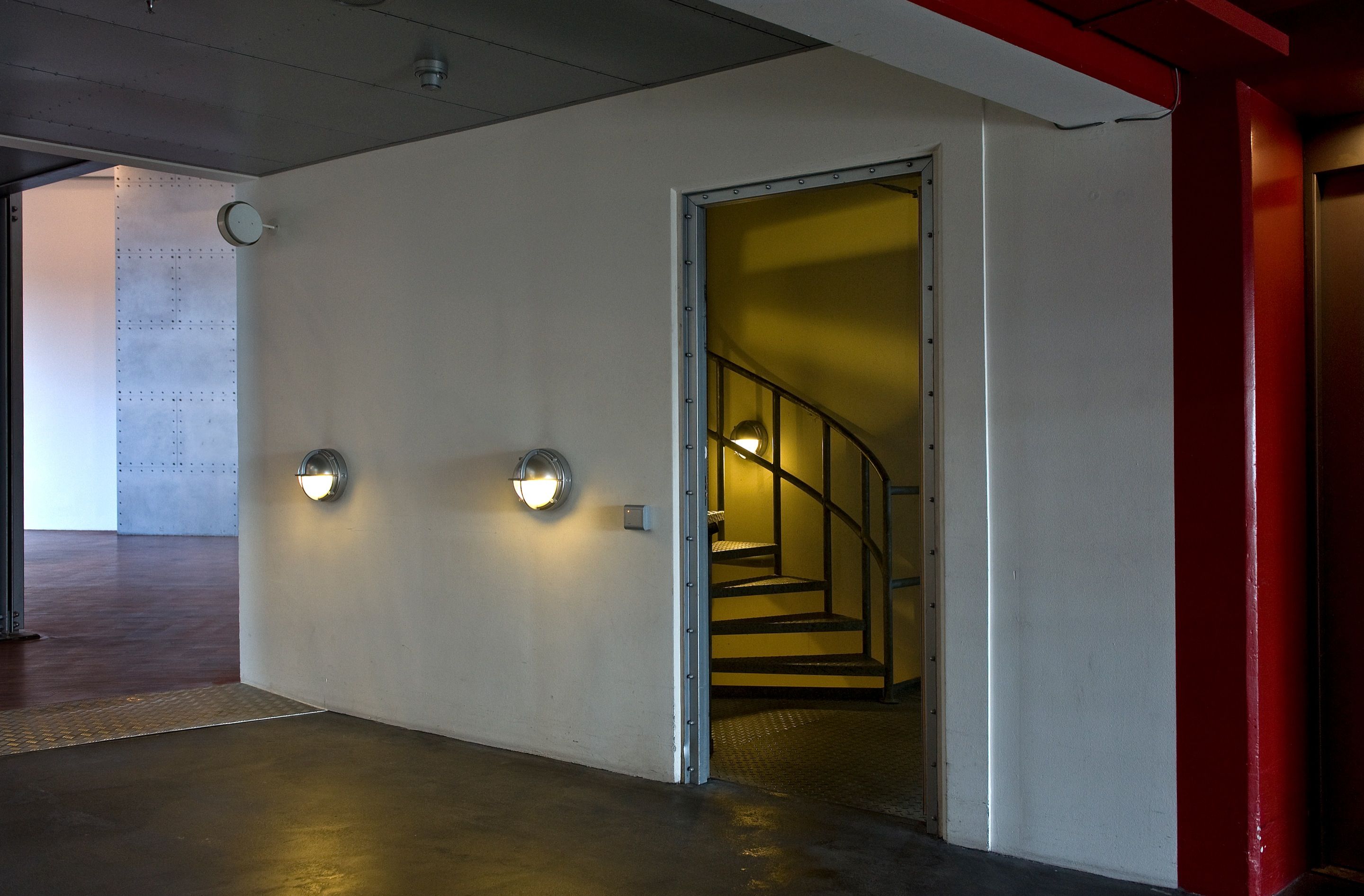 Открытый светодиодный настенный и потолочный светильник Louis Poulsen Skot ARCH-00141935 - Вид №5