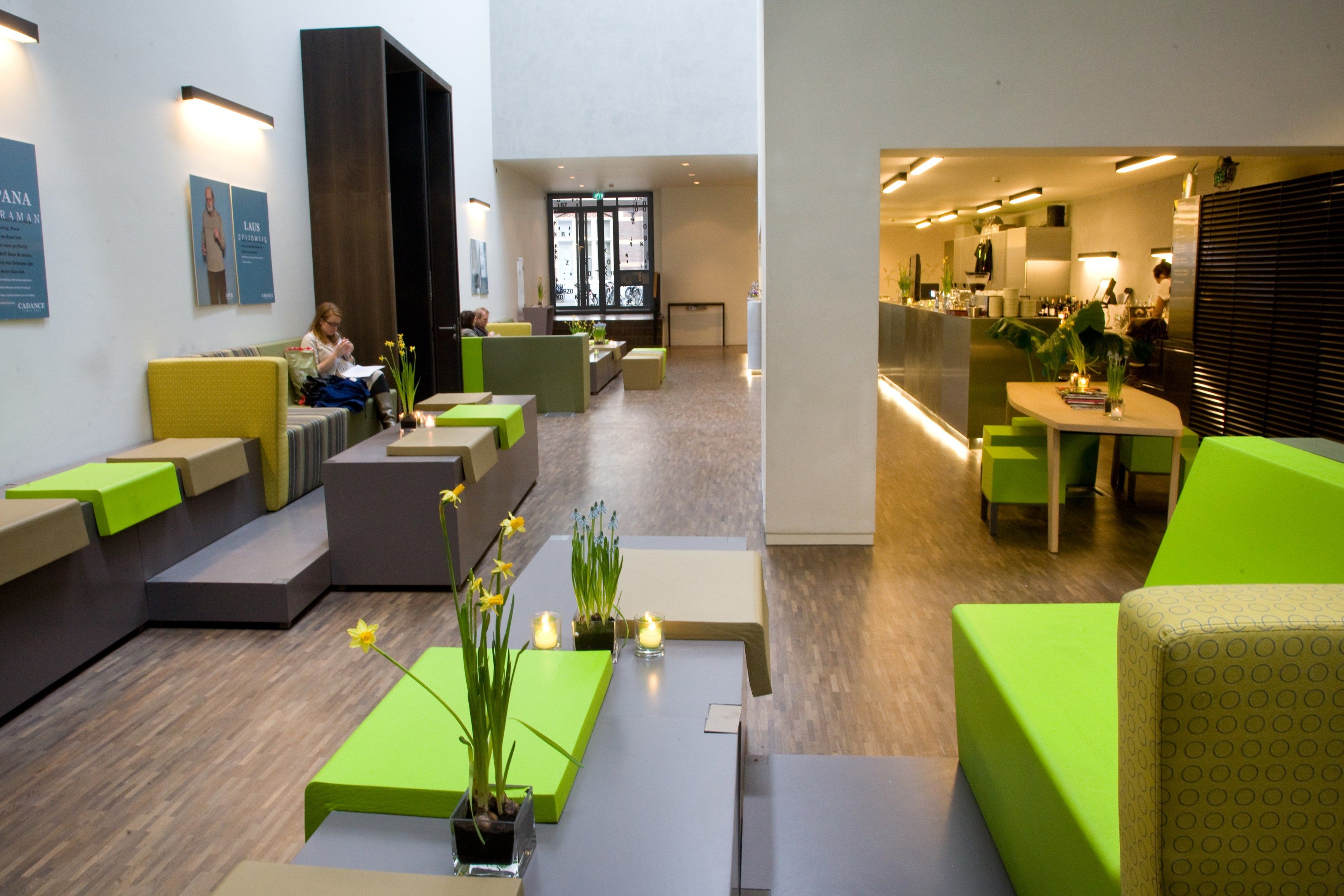 Деревянный обеденный стол Quinze & Milan номер 26 ARCH-00110402 - Вид №3