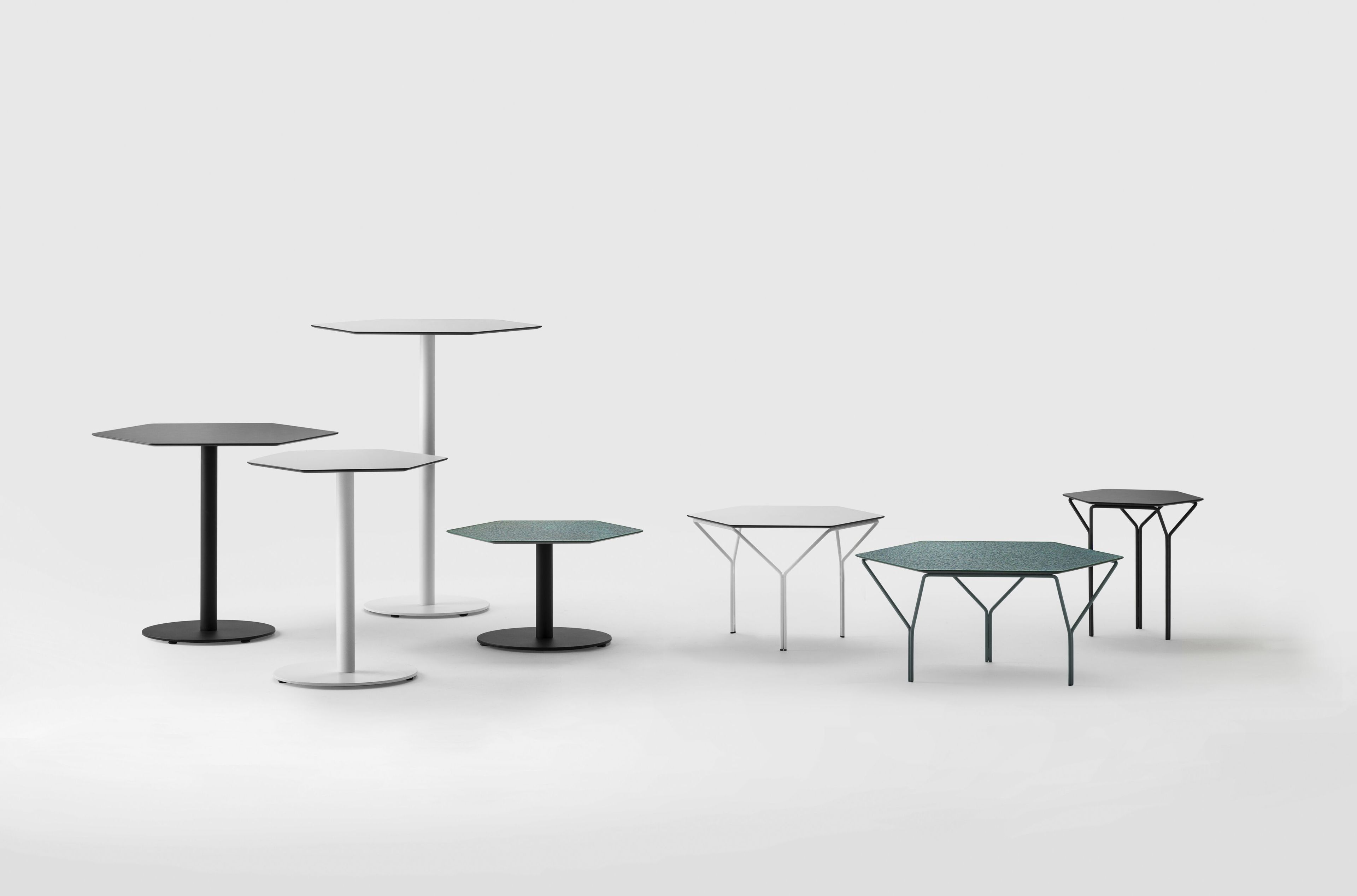 Деревянный шестиугольный журнальный столик Kastel Kyu ARCH-00123979 - Вид №4