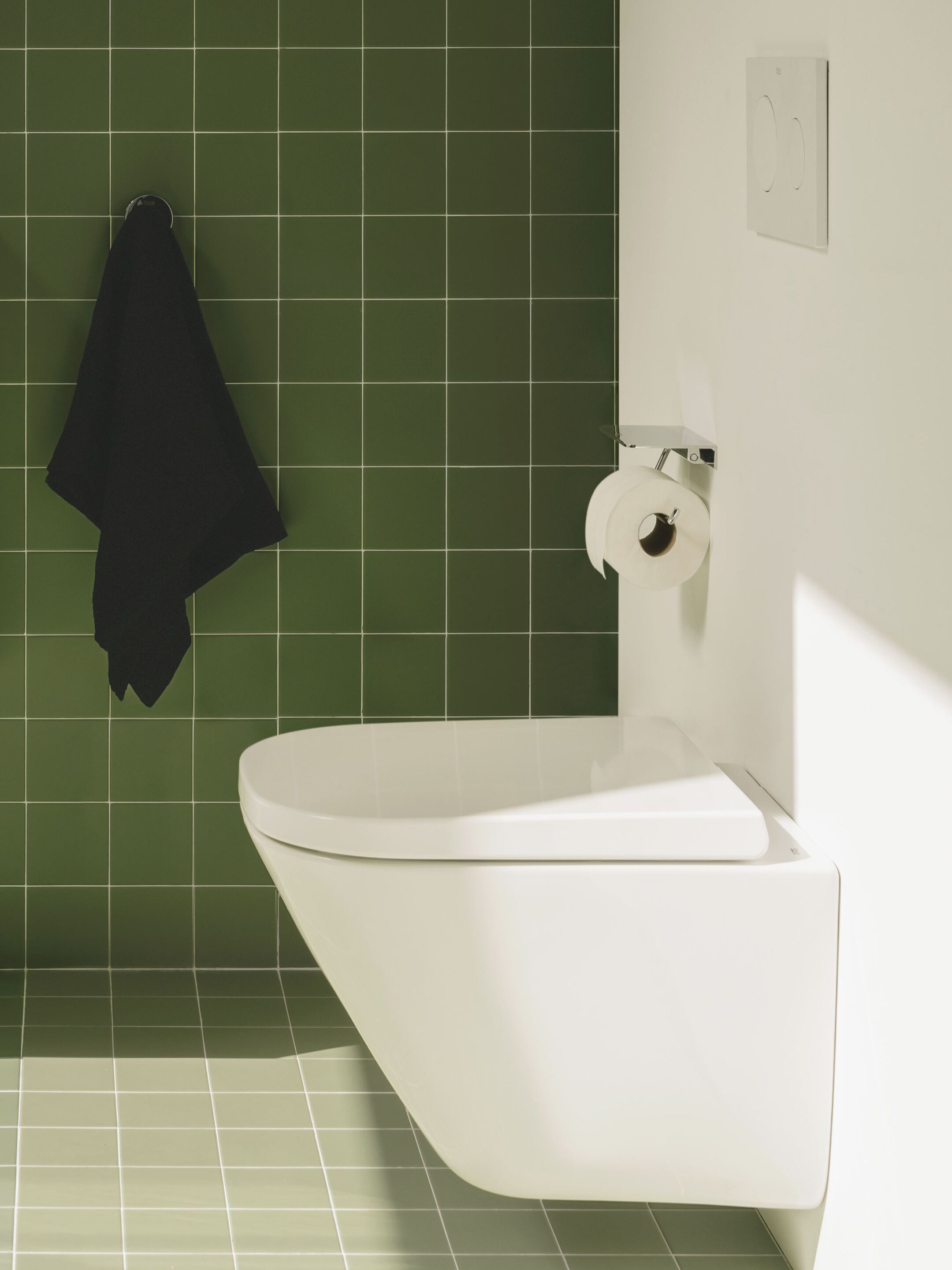 Фарфоровый компактный подвесной туалет Roca The Gap ARCH-00030898 - Вид №7