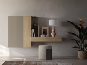 Деревянная секционная оборудованная стена