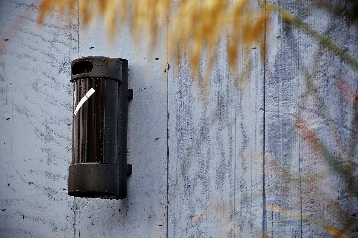 FSRT211 Приемник для золы Buttler  Forms-surfaces 