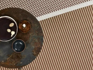 Woodnotes Ковер из бумажной пряжи в полоску