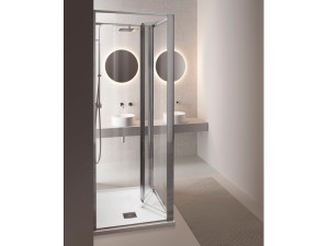 Душевая кабина из алюминия и стекла с раздвижной дверью