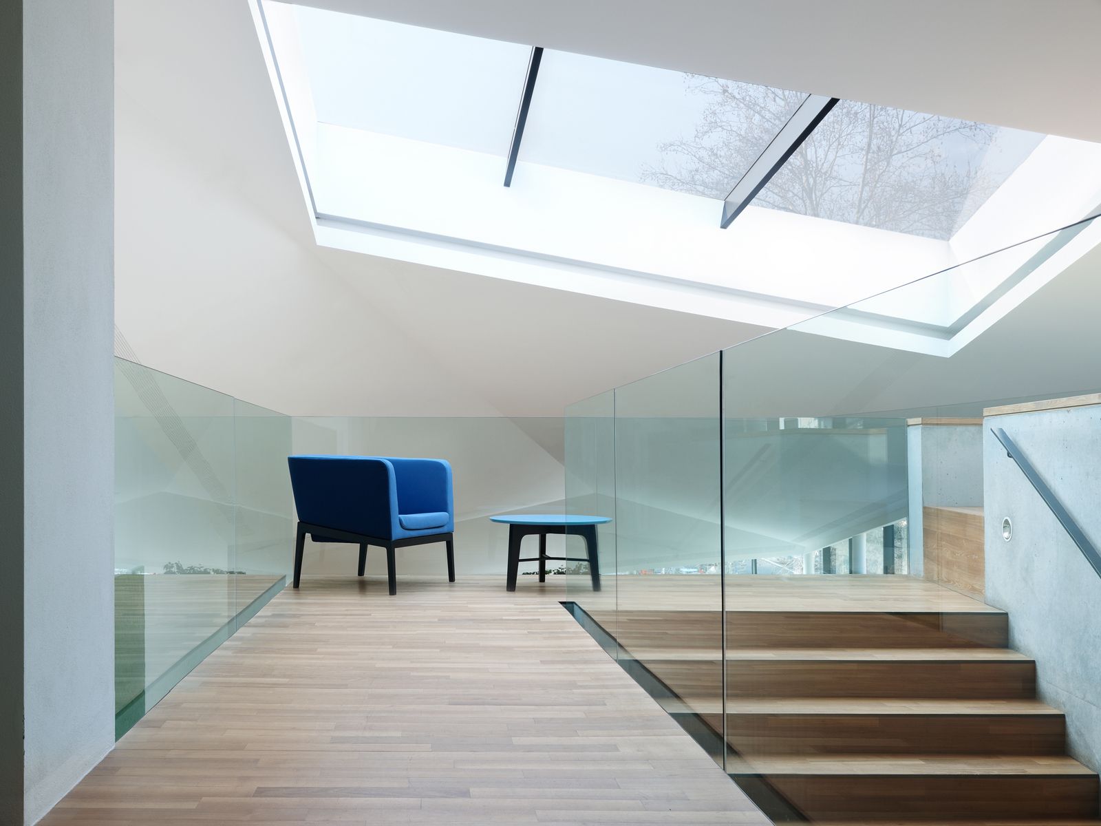 Тканевое кресло с подлокотниками ROSSIN Тонизирующее дерево ARCH-00030042 - Вид №4