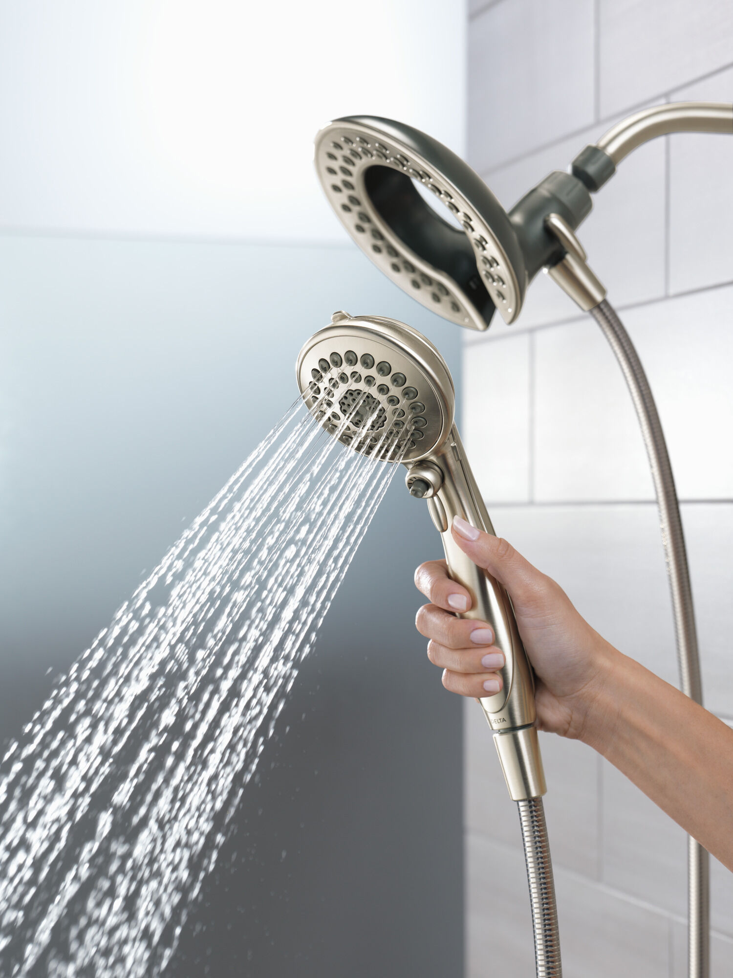 75583CSN In2ition® Душ 2 в 1 с 5 настройками Delta Faucet Universal Showering Матовый никель Spotshield  - Вид №2